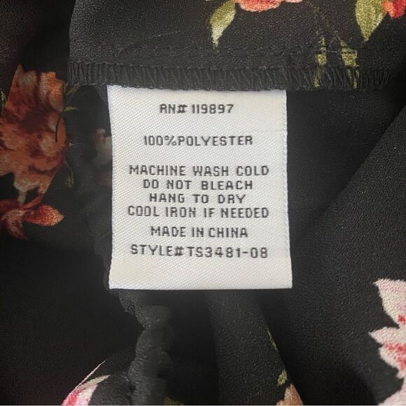 Collective Concepts Dark Floral Surplice Wrap Tie Sleeve Blouse Sz XL - Picture 9 of 12